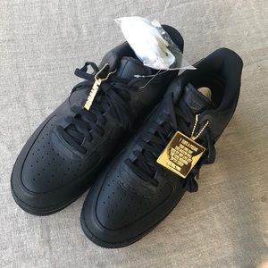 Nike Black Sneaker “EQUALITY”